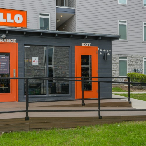 On-Site Dillo Market